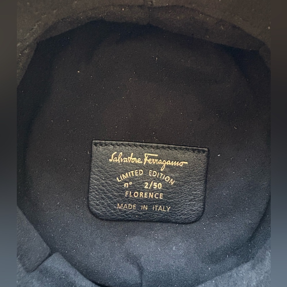 Vintage Salvatore Ferragamo Black Suede Bucket Bag Shoe Charm Limited Edition - Picture 12 of 16
